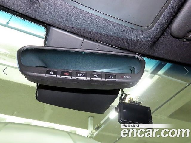 Hyundai Veloster 2019 — photo 16