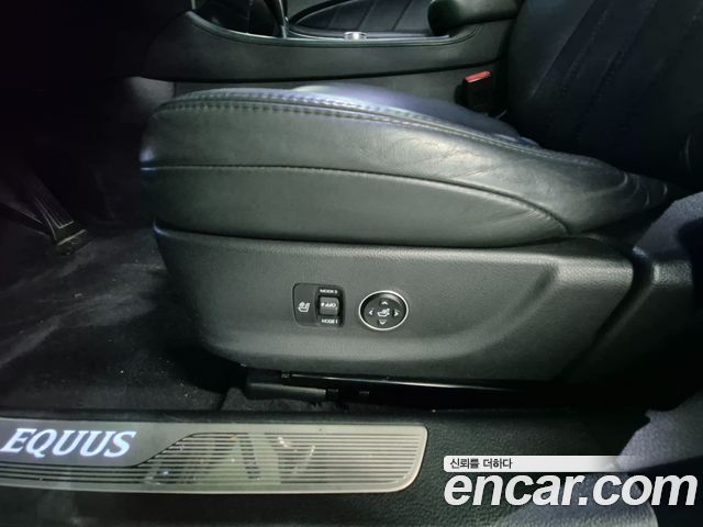Hyundai Equus 2012 — photo 19