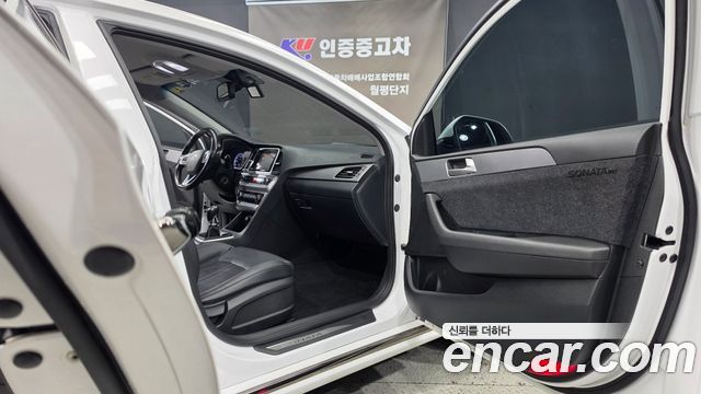 Hyundai Sonata 2019 — photo 11