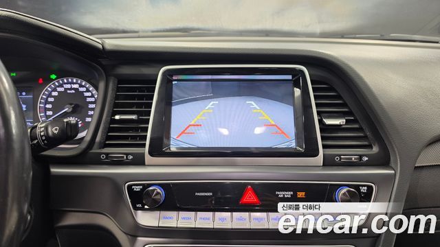 Hyundai Sonata 2019 — photo 17