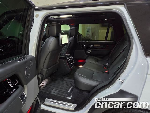 Land Rover Range Rover 2019 — photo 7