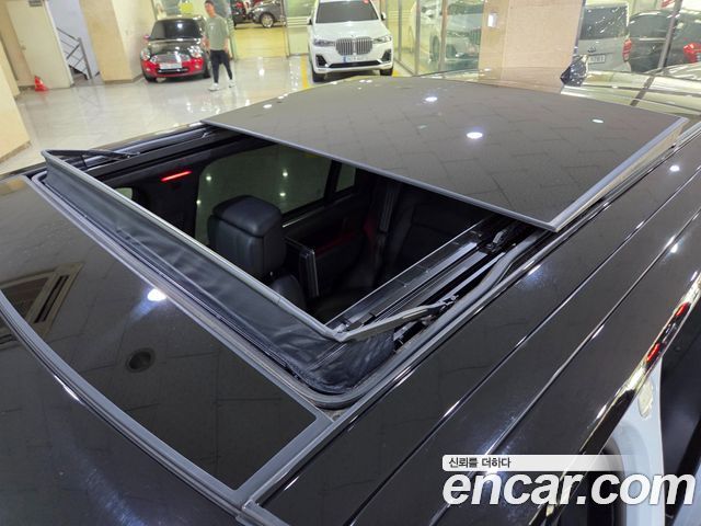 Land Rover Range Rover 2019 — photo 20