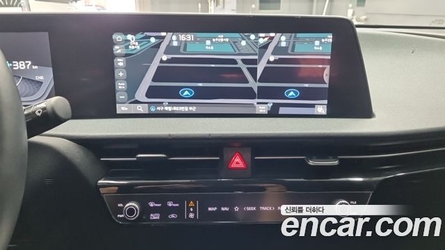 Kia EV6 2023 — photo 10