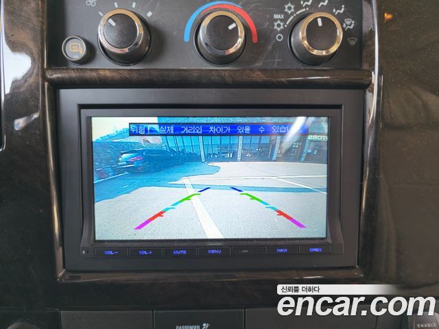 Chevrolet Express Van 2015 — photo 13