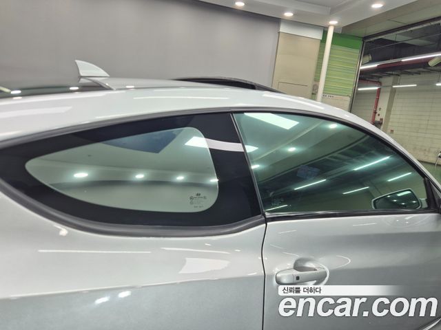 Hyundai Genesis 2009 — photo 6