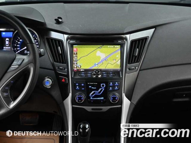 Hyundai Sonata 2012 — photo 9