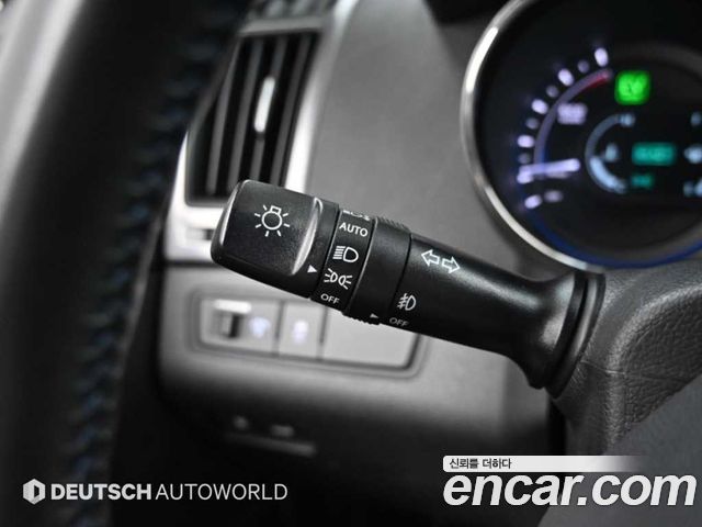 Hyundai Sonata 2012 — photo 16