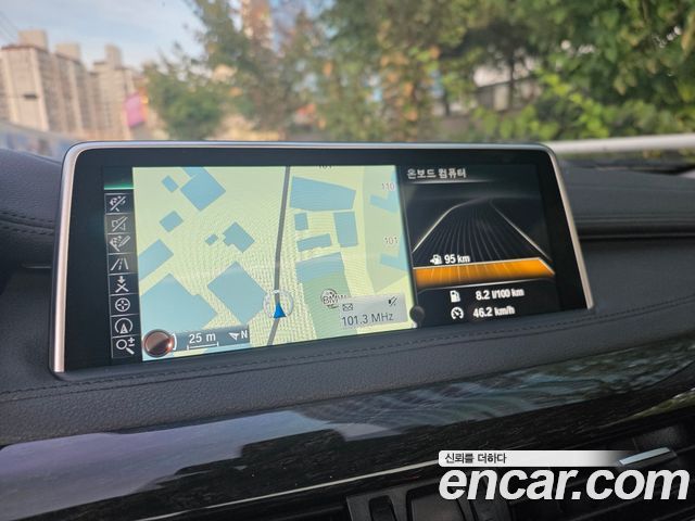 BMW X6 2016 — photo 10