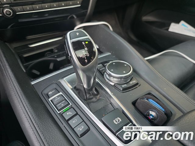 BMW X6 2016 — photo 14