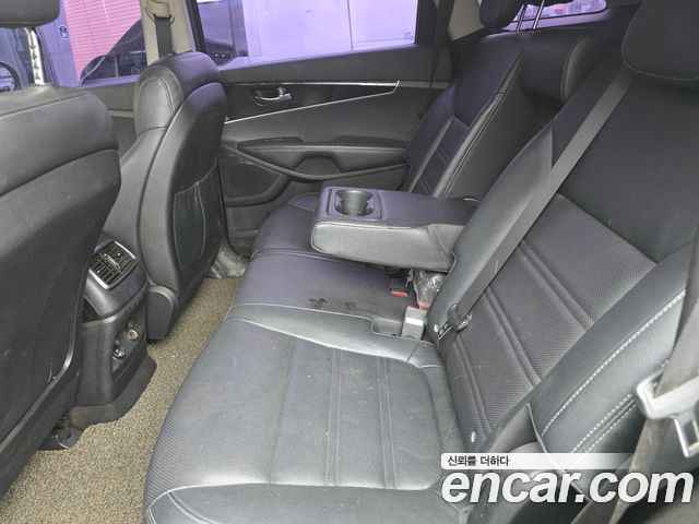 Kia Sorento 2017 — photo 15