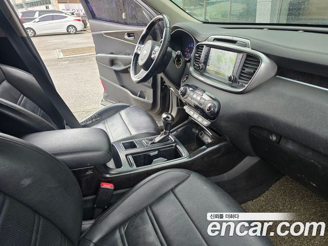 Kia Sorento 2017 — photo 17