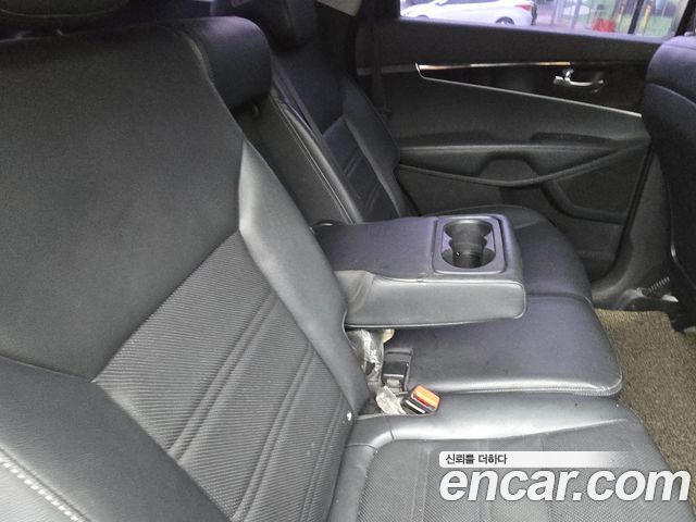 Kia Sorento 2017 — photo 19