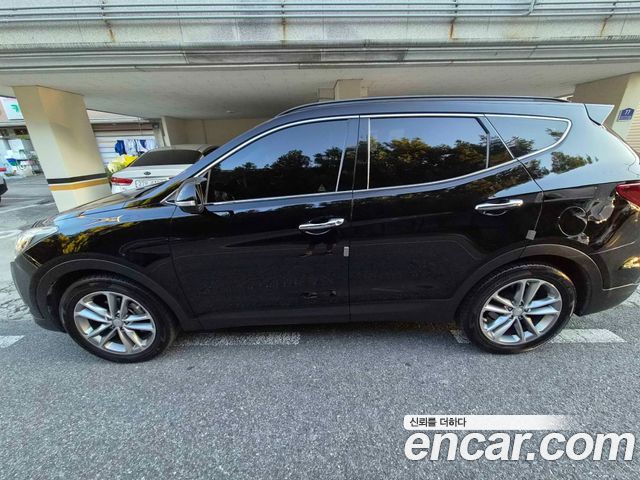 Hyundai Santafe 2016 — photo 3