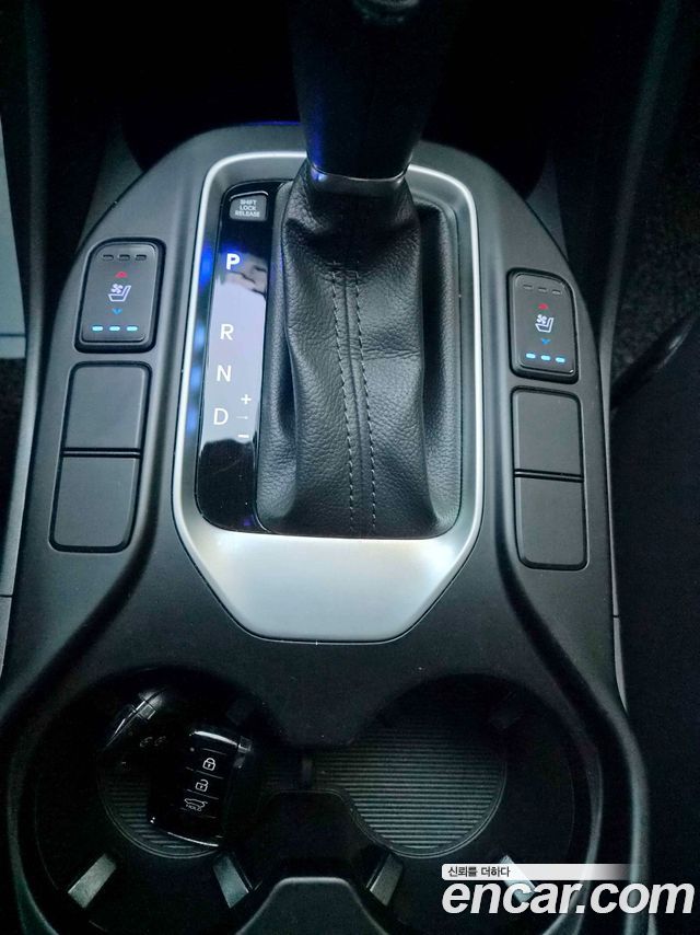 Hyundai Santafe 2016 — photo 9