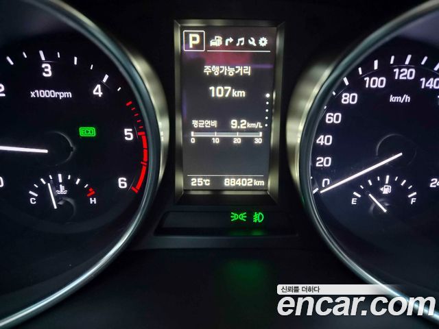 Hyundai Santafe 2016 — photo 10