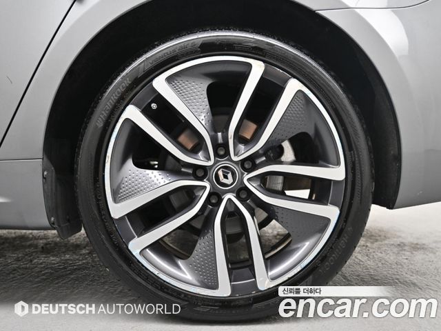 Renault Korea SM6 2019 — photo 19