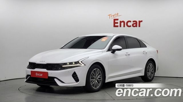 Kia K5 2023 — photo 1