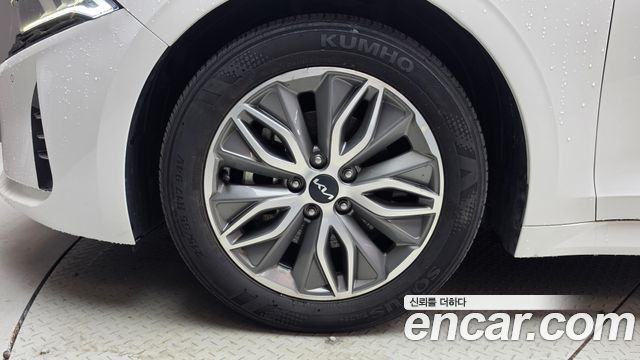 Kia K5 2023 — photo 5