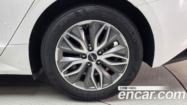 Kia K5 2023 — photo 7