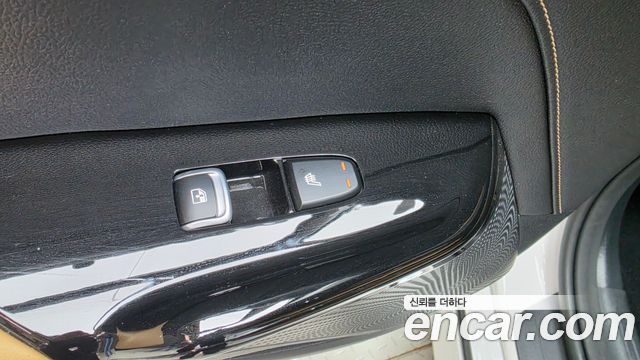 Kia K5 2023 — photo 29