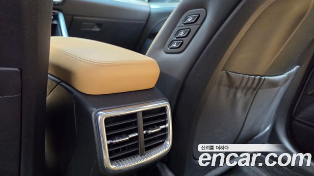 Kia K5 2023 — photo 31