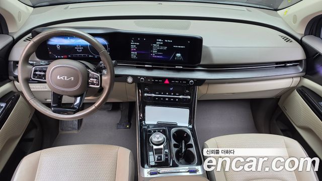 Kia Canival 2023 — photo 10