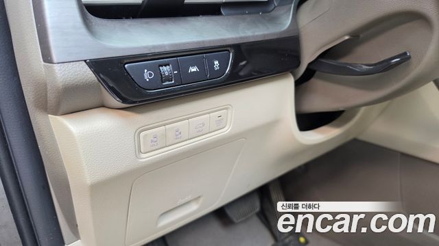 Kia Canival 2023 — photo 27