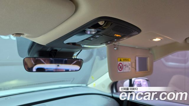 Kia Canival 2022 — photo 23