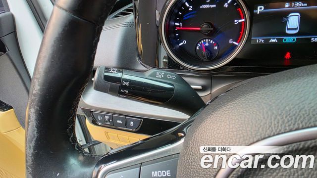 Kia Canival 2022 — photo 25