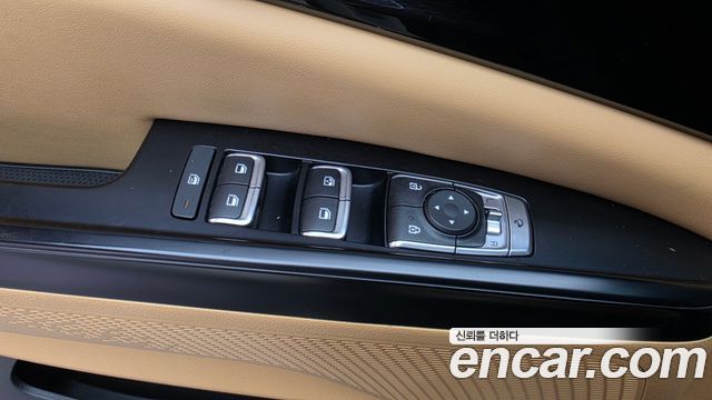 Kia Canival 2022 — photo 27