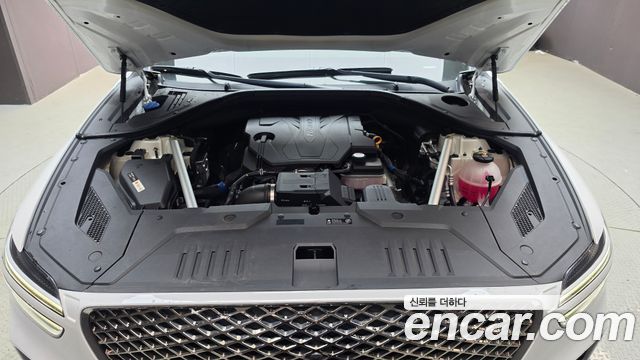 Genesis GV70 2023 — photo 6
