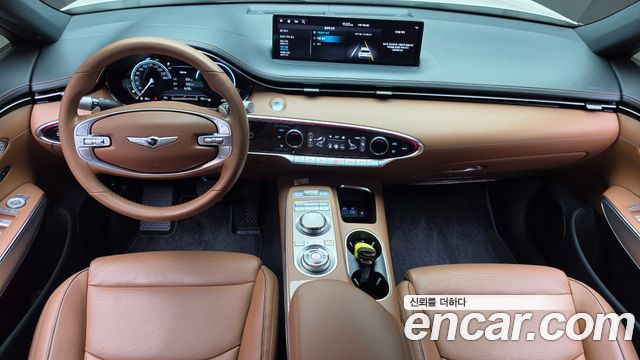 Genesis GV70 2023 — photo 10