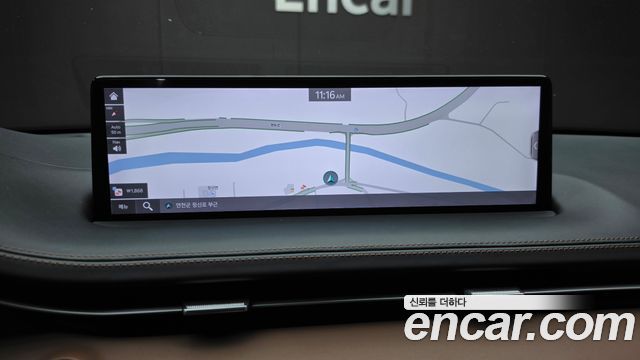Genesis GV70 2023 — photo 20