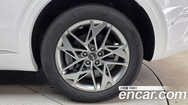 Genesis GV70 2023 — photo 7