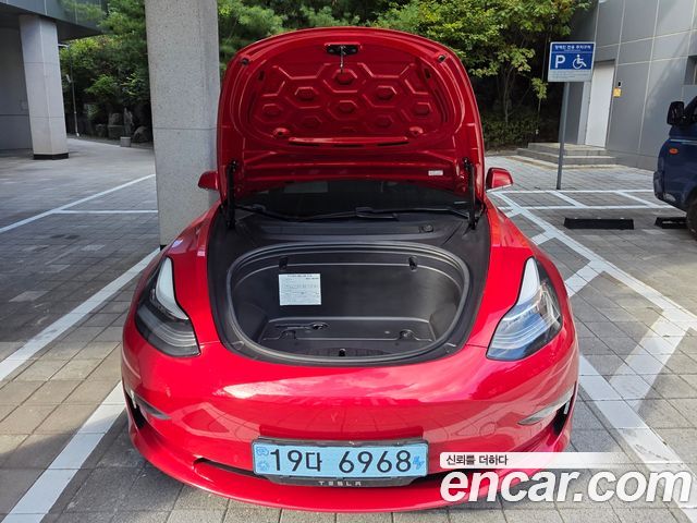 Tesla Model 3 2020 — photo 1