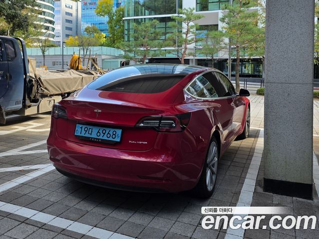 Tesla Model 3 2020 — photo 2