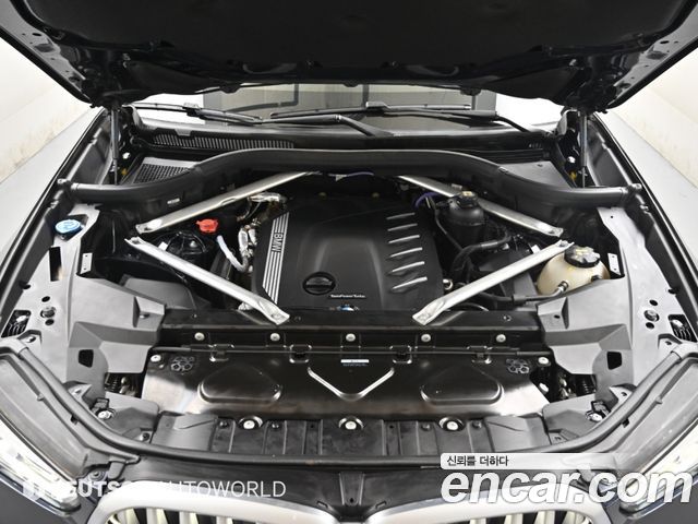 BMW X6 2021 — photo 6