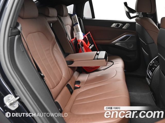BMW X6 2021 — photo 12