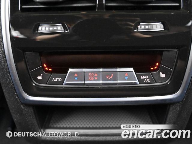 BMW X6 2021 — photo 16