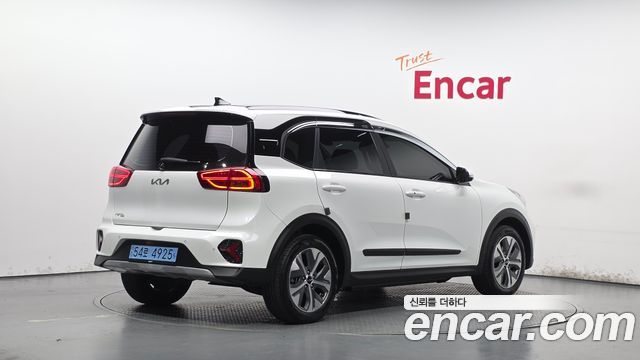 Kia Niro 2024 — photo 2