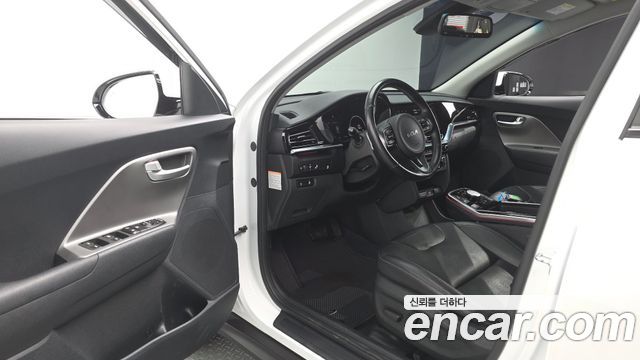 Kia Niro 2024 — photo 13