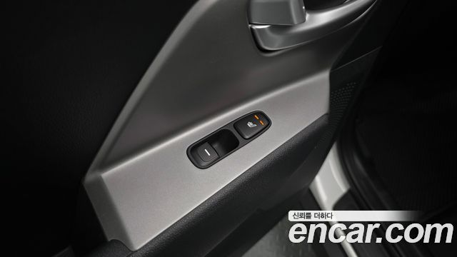 Kia Niro 2024 — photo 25