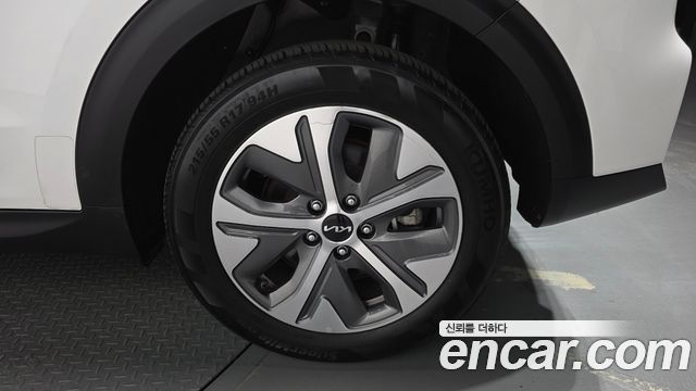 Kia Niro 2024 — photo 7