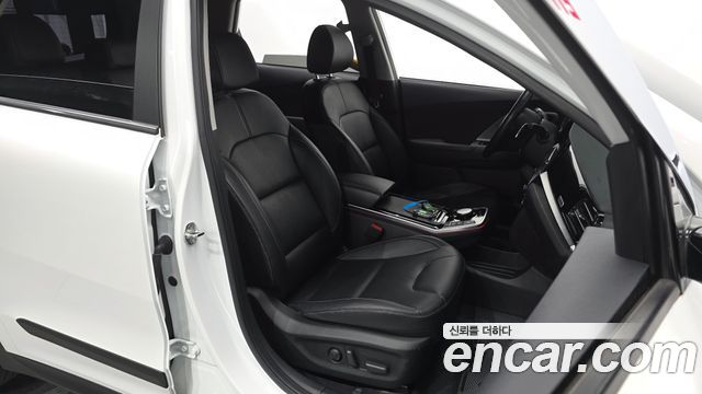 Kia Niro 2024 — photo 16