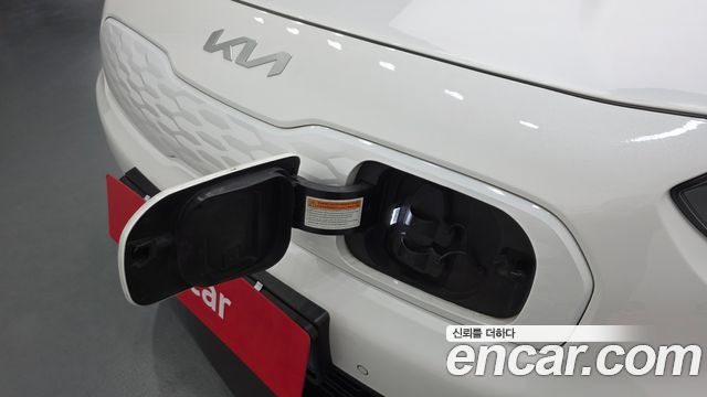 Kia Niro 2024 — photo 35