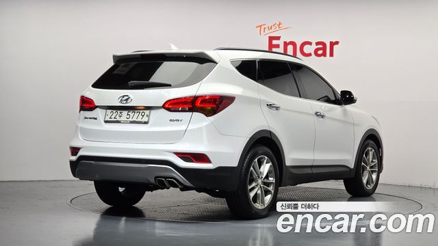 Hyundai Santafe 2016 — photo 2