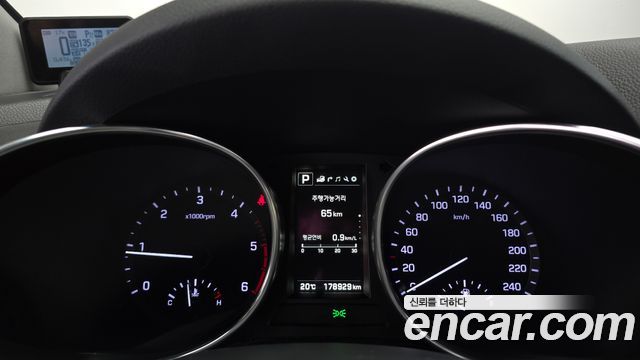 Hyundai Santafe 2016 — photo 8