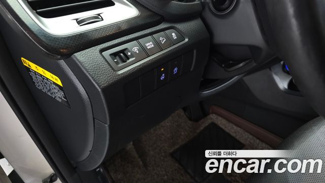 Hyundai Santafe 2016 — photo 18