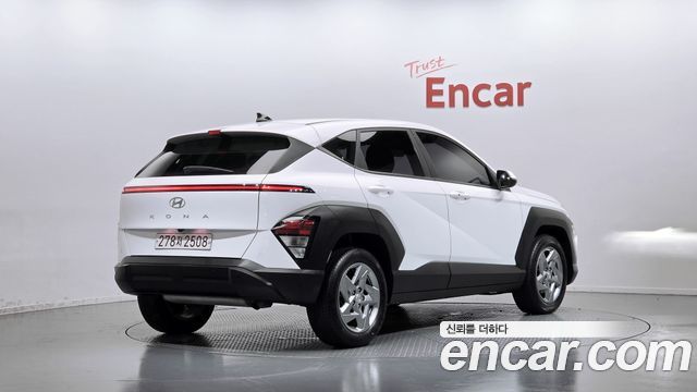 Hyundai Kona 2023 — photo 2