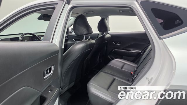 Hyundai Kona 2023 — photo 17